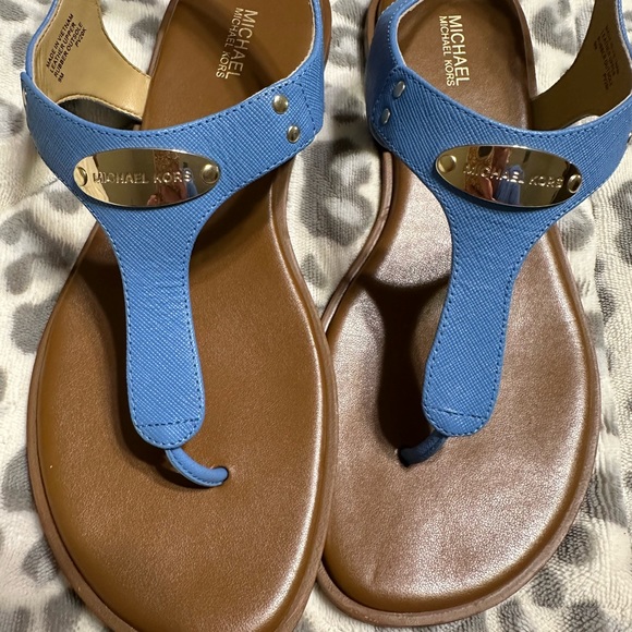 Michael kors sandals - Picture 2 of 4